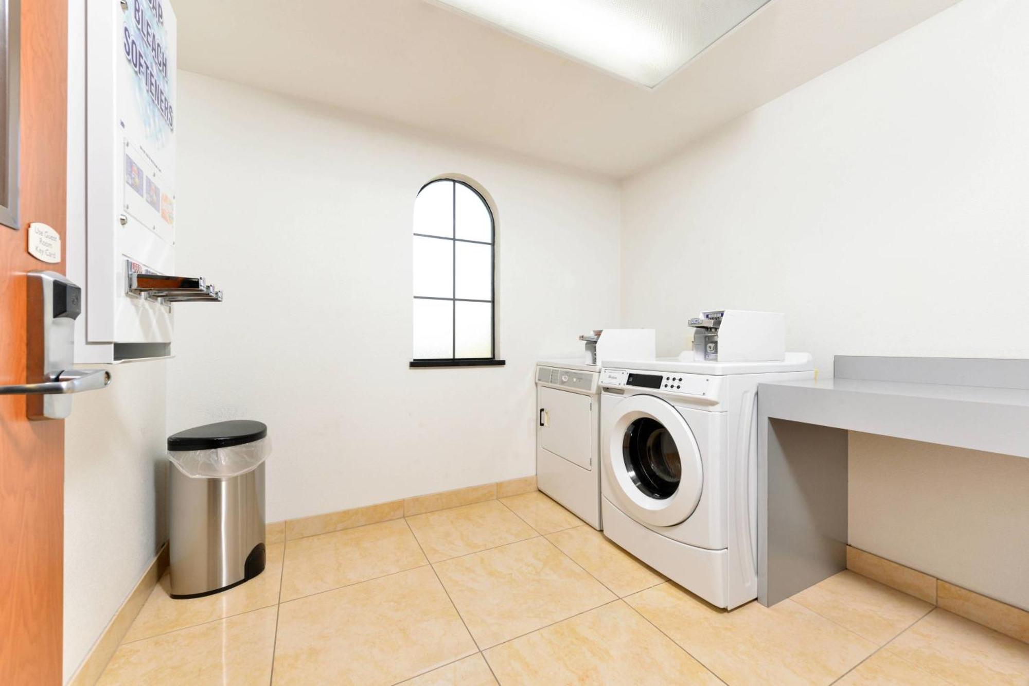Fairfield Inn & Suites Santa Cruz - Capitola Luaran gambar